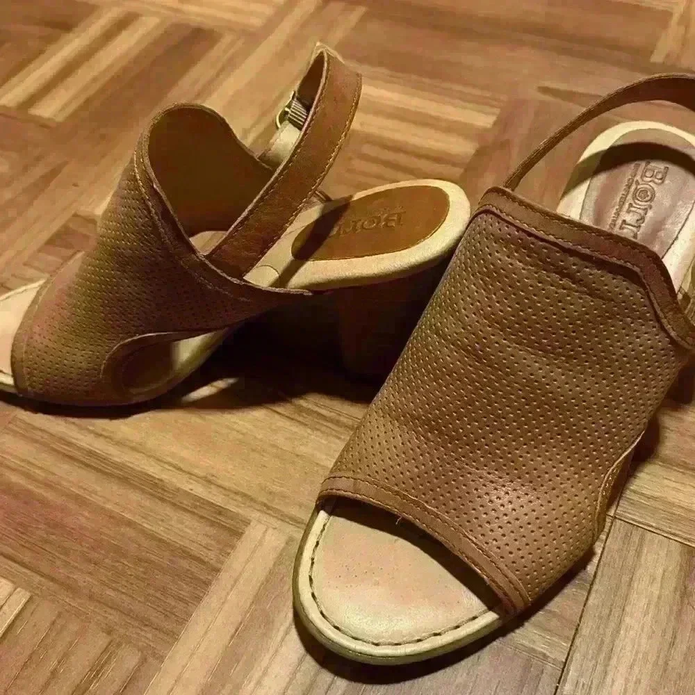 Born Women’s Shoes 7 M Sutra Perf Brown Heel